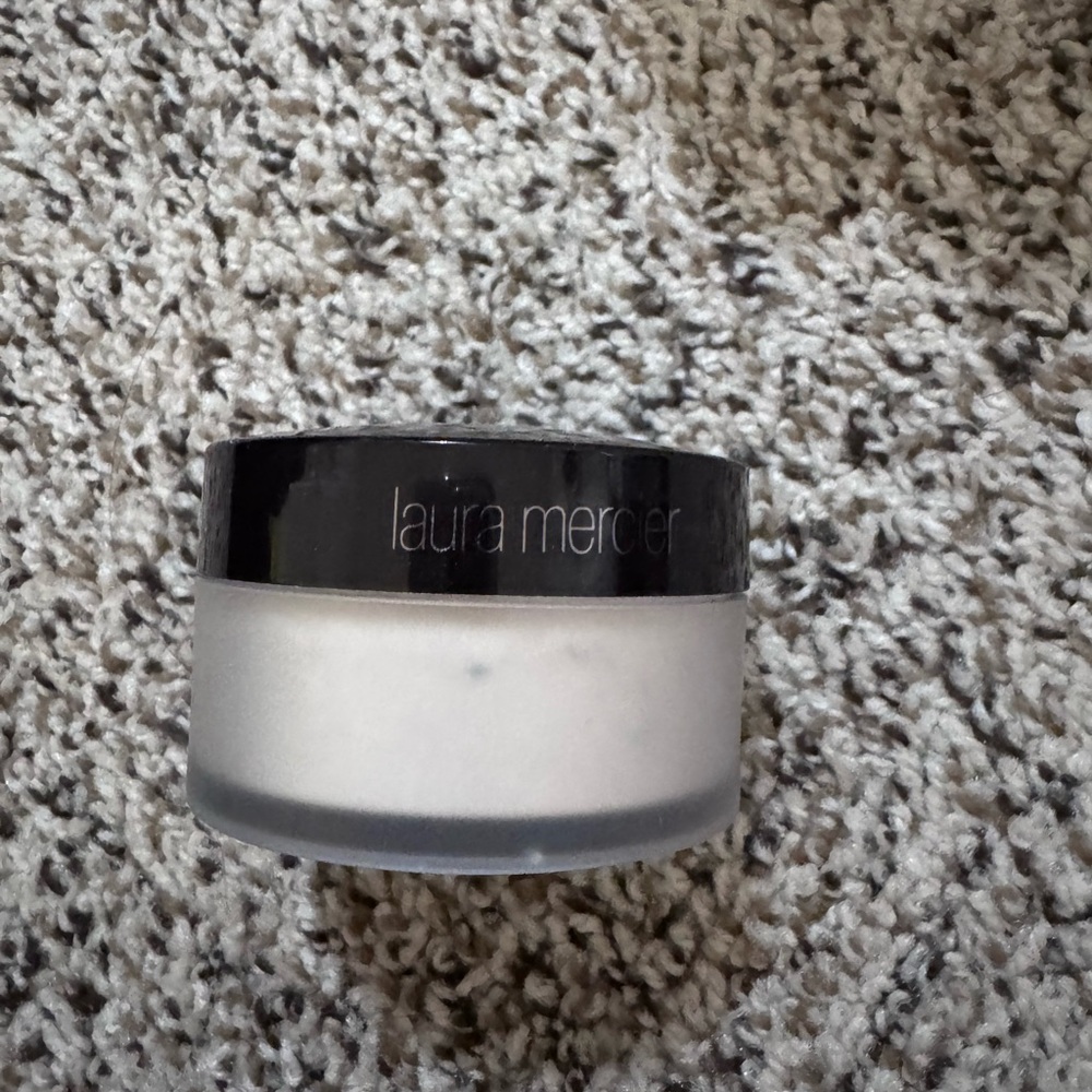 Laura Mercier Loose Setting Powder - Cream